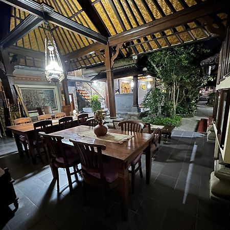 Nirvana Pension Ubud  Exterior photo