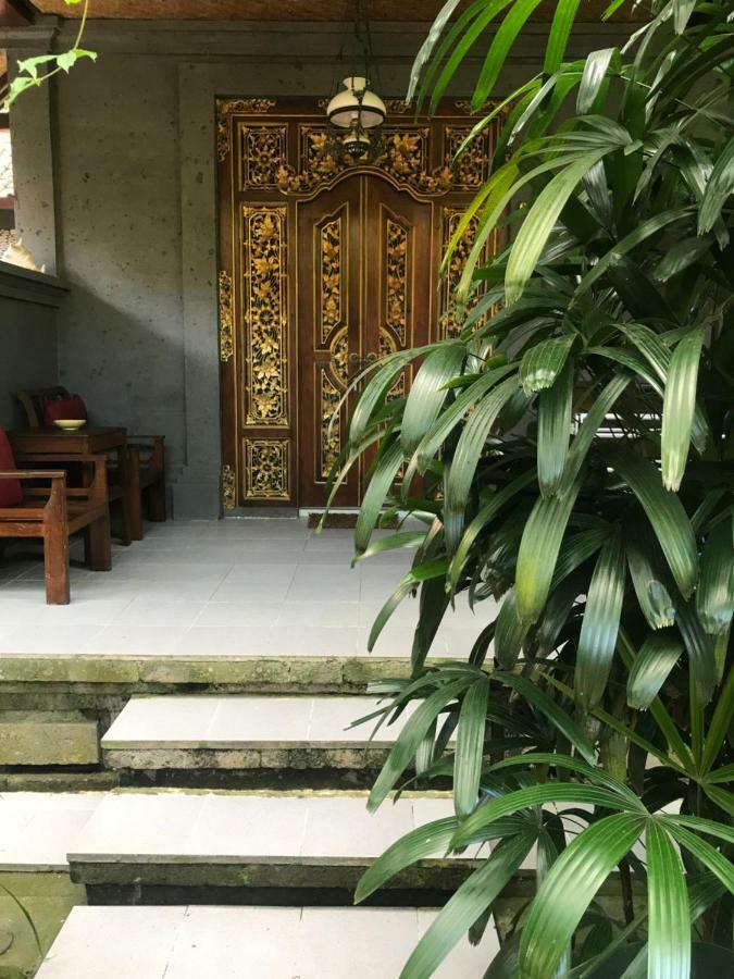 Nirvana Pension Ubud  Exterior photo